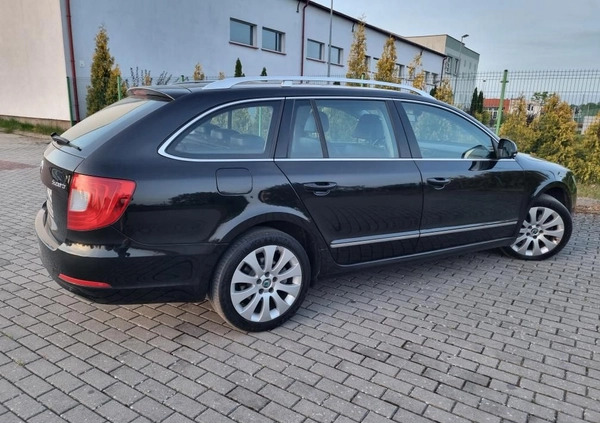 Skoda Superb cena 37900 przebieg: 299251, rok produkcji 2012 z Czarne małe 596